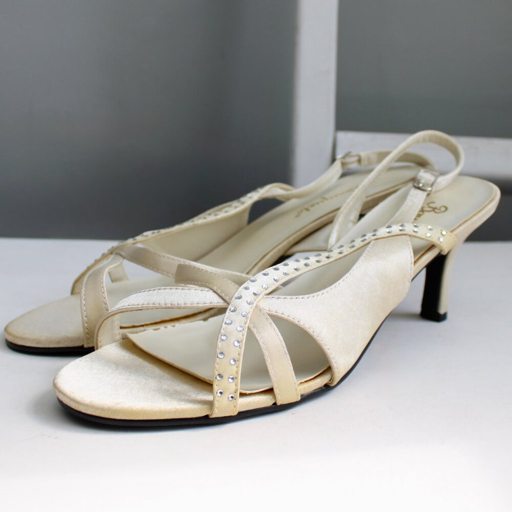 Bouquets Champagne Rhinestone Satin Open-Toe Slingback Heels Size 12 WW - Picture 2 of 8